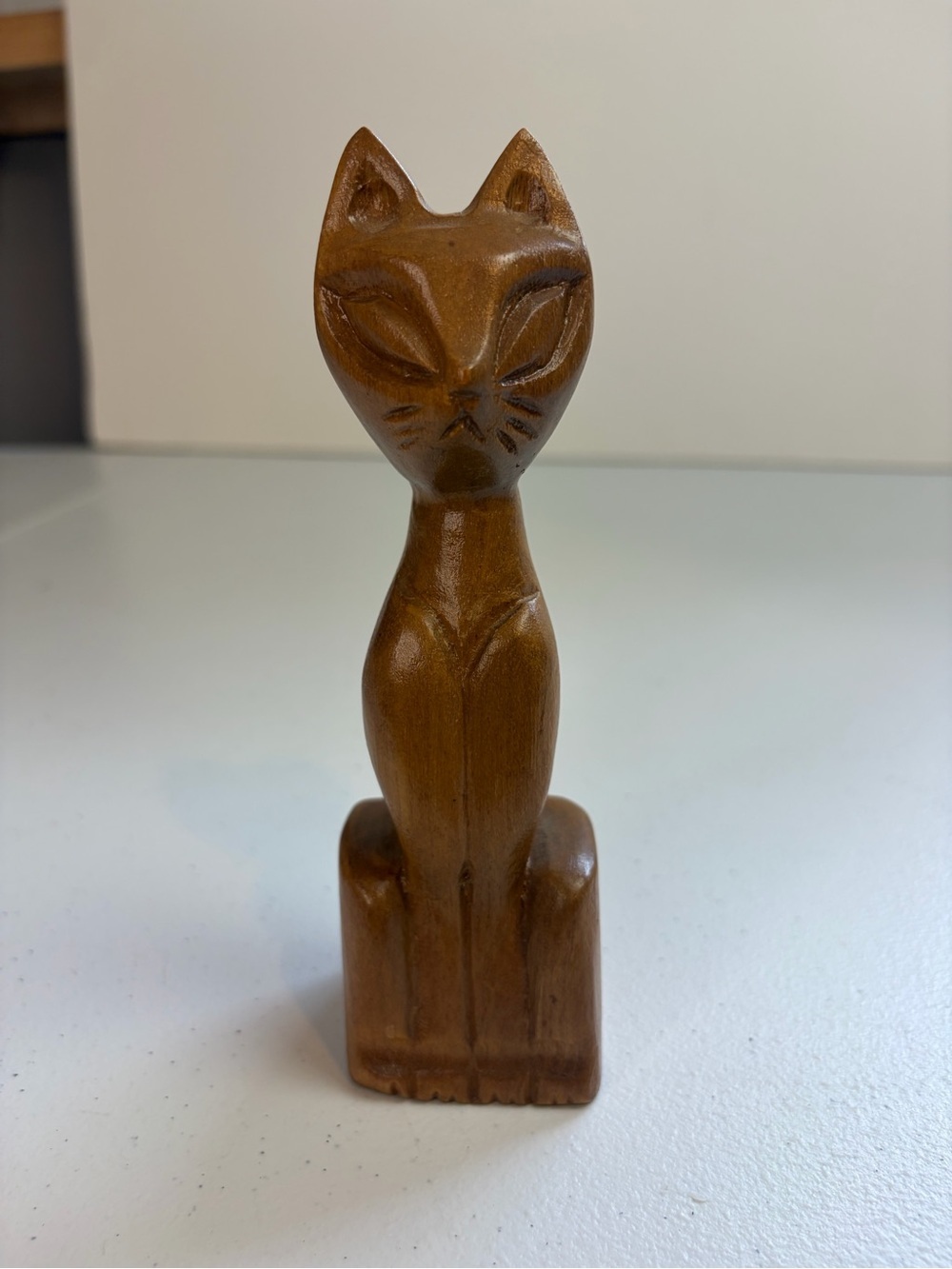 Atomic Wooden Seated Siamese Cat Figurine Mid Century Modern 6” Vintage Tiki mcm